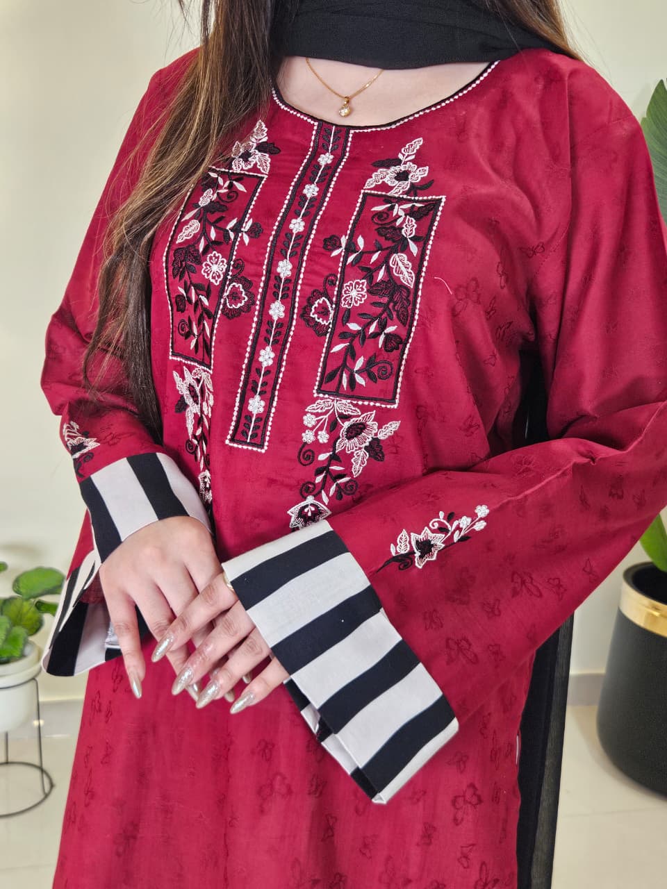 Maroon Embroidered Farshi Shalwaar and Shirt (STITCHED)